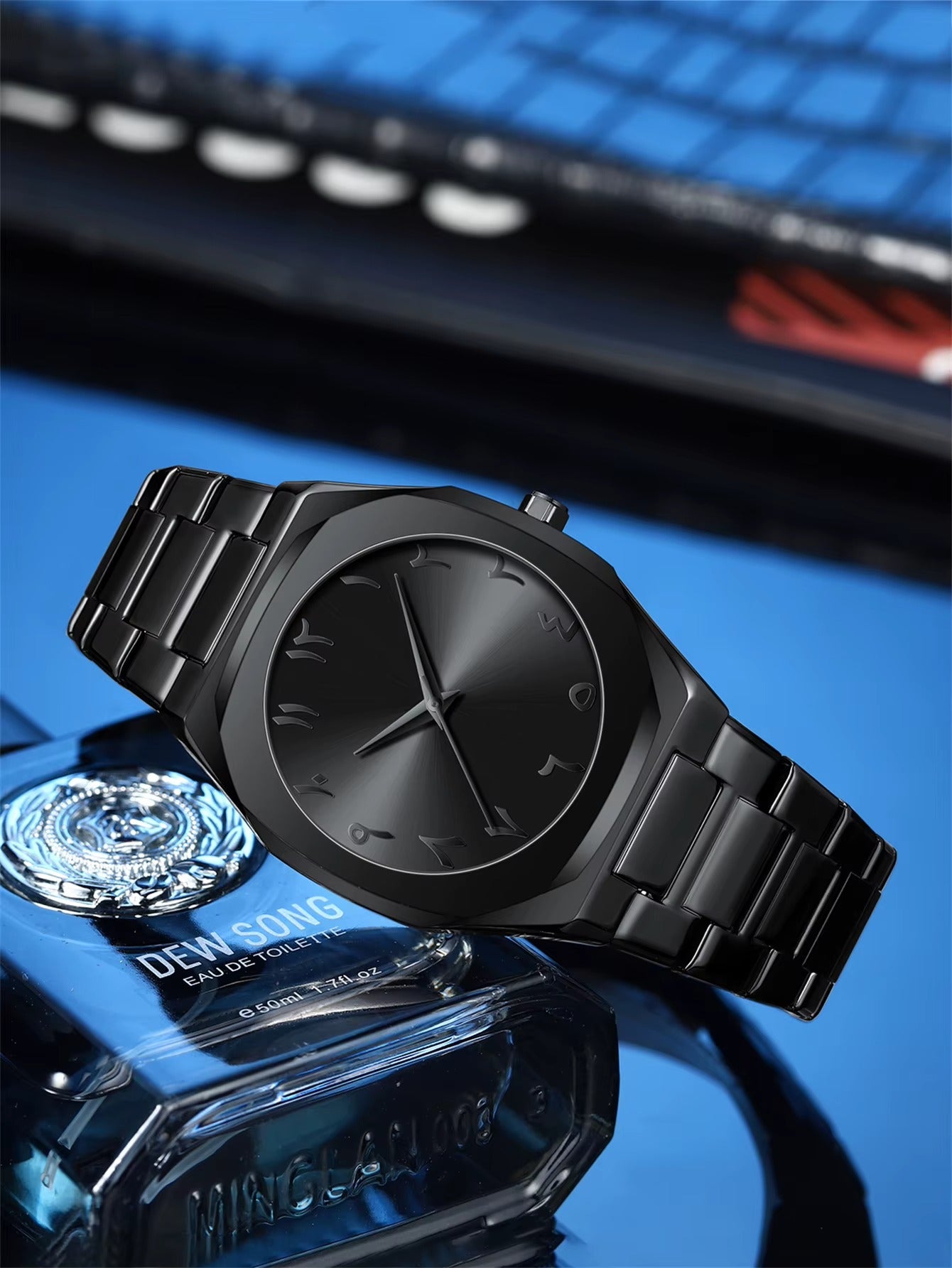 Black Arabic aura watch